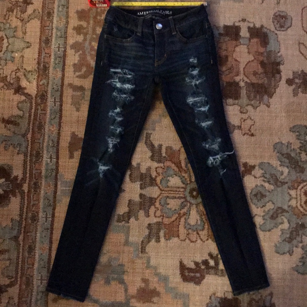 NW American Eagle distressed dark wash jeans Sz 00